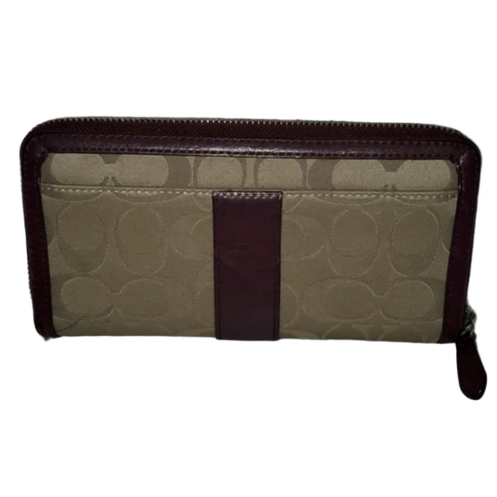 Coach Signature Campbell Buckle Accordion Zip Around Wallet